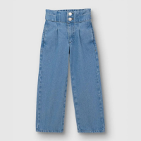Calça jeans wide leg de cintura alta infantil, com botões e elástico. Marca Carinhoso.